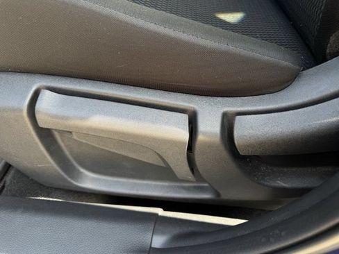 Used 2022 Nissan Rogue Sport S FWD image 26