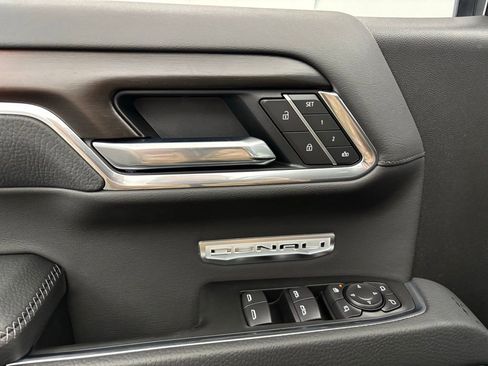 New 2026 GMC Sierra 1500 Denali w/ Denali Reserve Package image 18