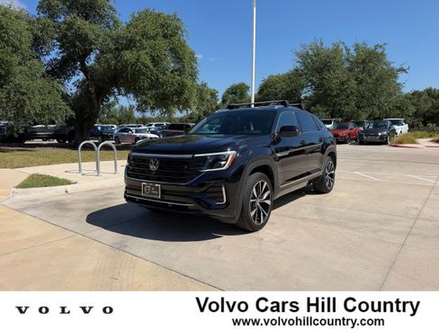 Used 2024 Volkswagen Atlas Cross Sport SEL Premium R-Line AWD/4WD image 1