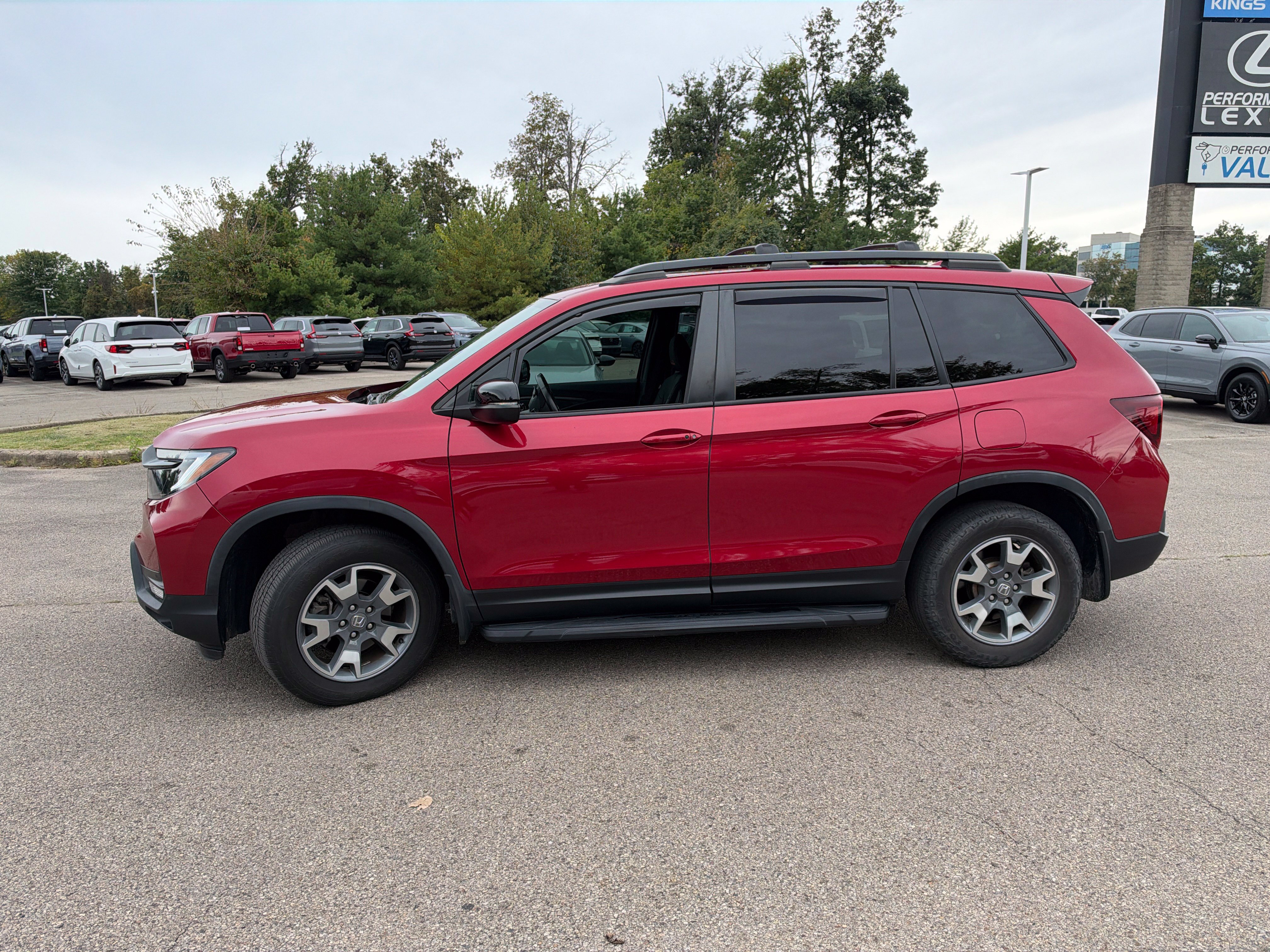 Used 2023 Honda Passport TrailSport image 8