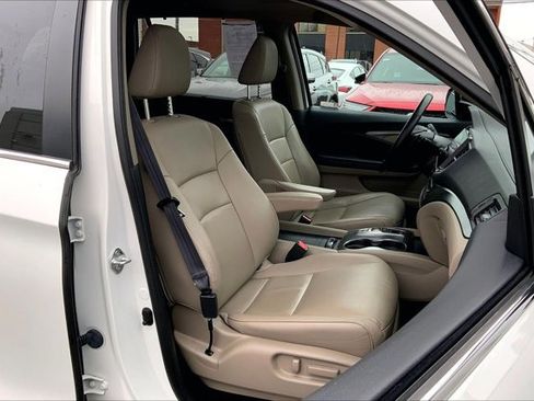 Used 2022 Honda Pilot EX-L image 6