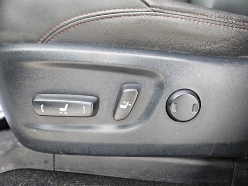 Used 2022 Toyota 4Runner TRD Off-Road Premium image 16