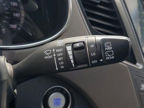 Used 2018 Hyundai Santa Fe Limited AWD/4WD image 29