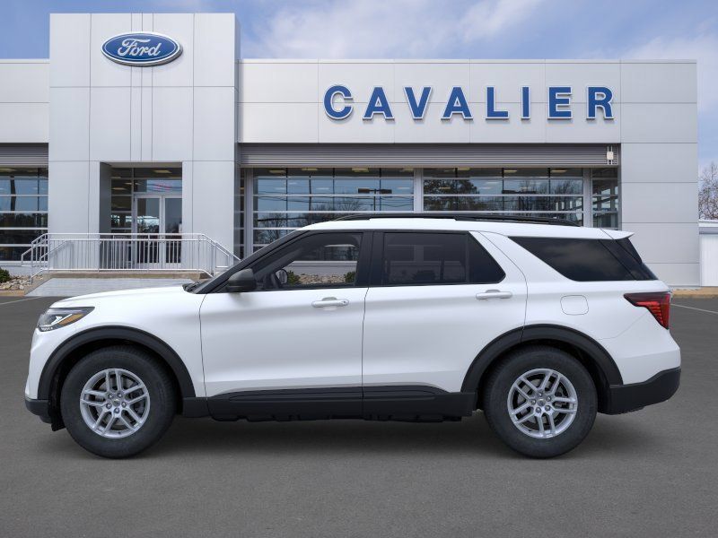 Used 2026 Ford Explorer Active AWD/4WD image 3