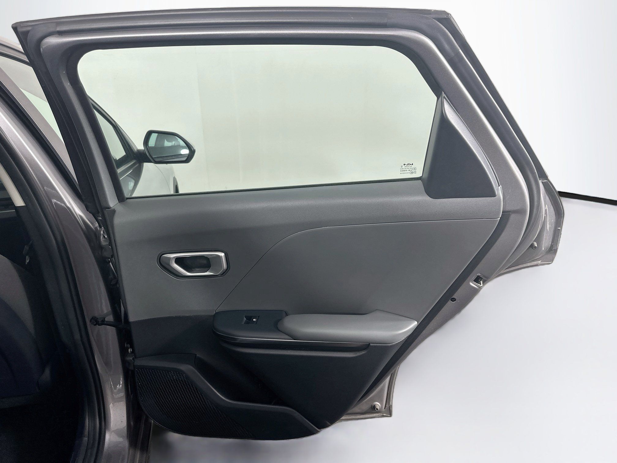 Used 2025 Kia K4 FWD image 30