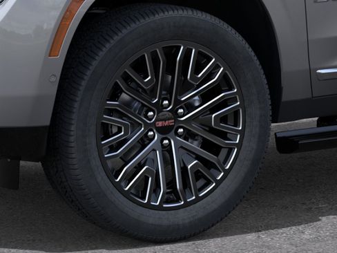 New 2026 GMC Yukon Denali w/ Sun & Power Step Package AWD/4WD image 9