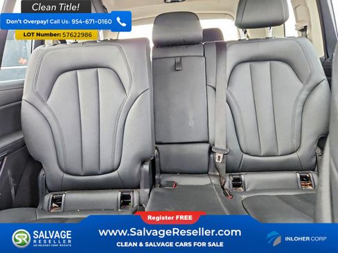 Used 2019 BMW X7 xDrive40i w/ Parking Assistance Package AWD/4WD image 13