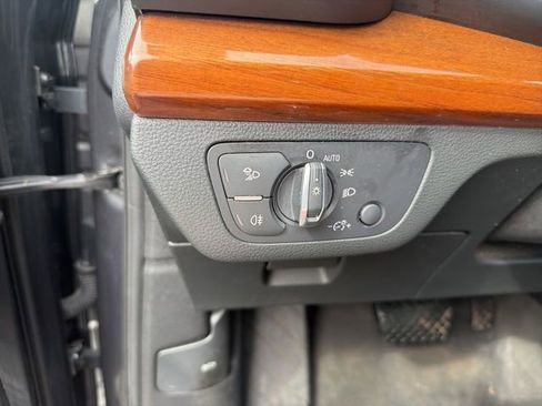 Used 2022 Audi Q5 2.0T Premium Plus image 12