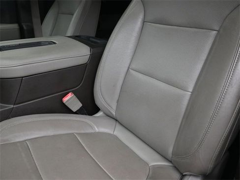 Used 2020 Chevrolet Silverado 2500 LTZ w/ Technology Package image 17