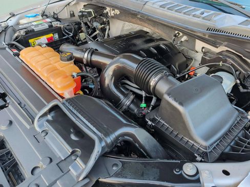 Used 2015 Ford F150 XLT image 35