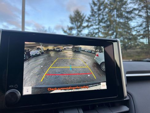 Used 2025 Toyota RAV4 LE image 17