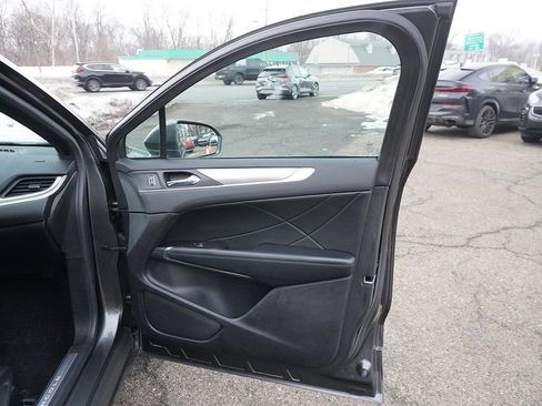 Used 2019 Lincoln MKC Reserve w/ MKC Climate Package image 26