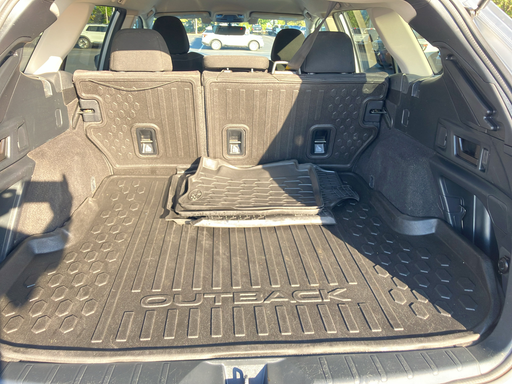 Used 2020 Subaru Outback Premium AWD/4WD image 30
