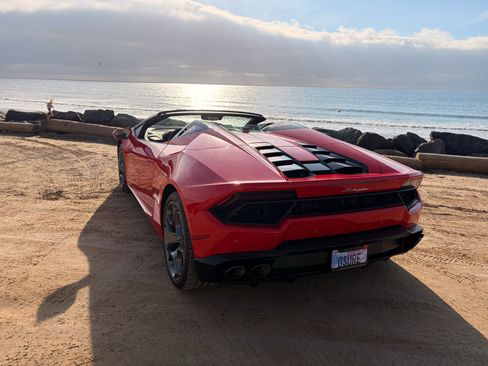 Used 2019 Lamborghini Huracan LP 580-2 image 17