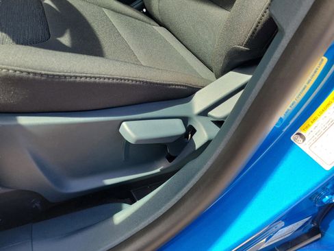 New 2025 Ford Maverick XL w/ Equipment Group 101A image 9