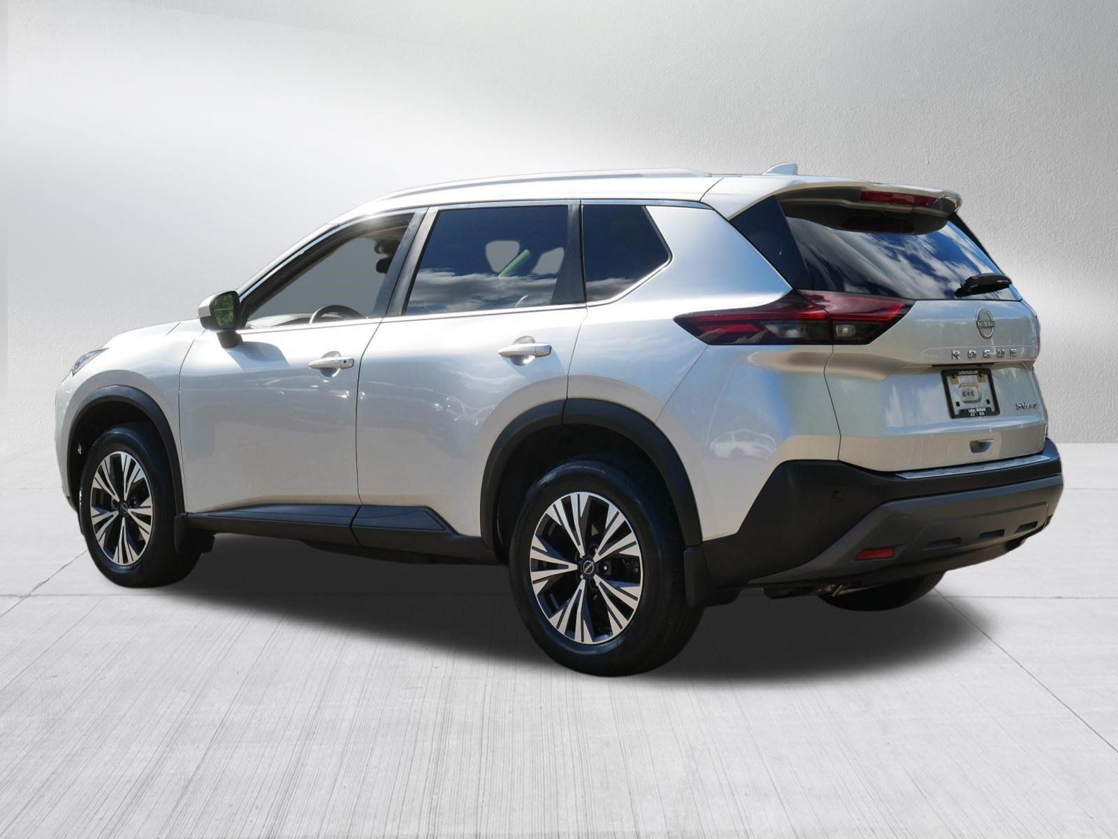 Certified 2023 Nissan Rogue SV w/ SV Premium B Package AWD/4WD image 5