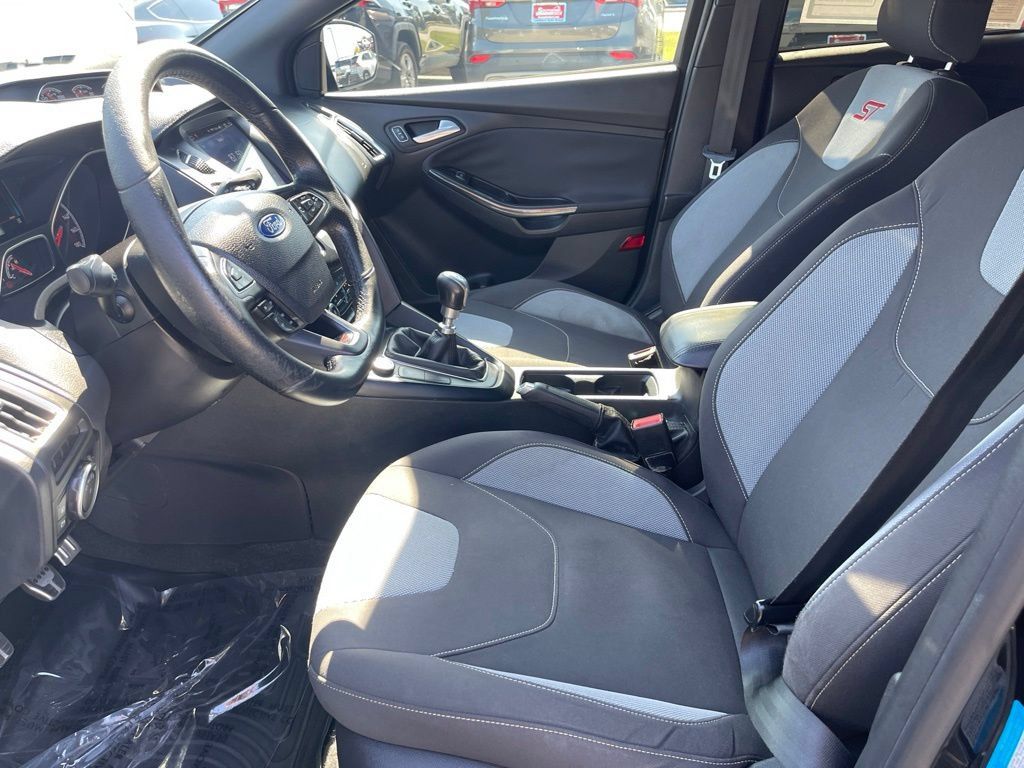 Used 2015 Ford Focus ST FWD image 15