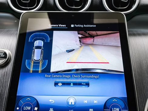 Certified 2025 Mercedes-Benz GLC 300 image 24