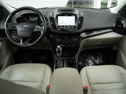 Used 2018 Ford Escape Titanium w/ Ford Safe & Smart Package image 8