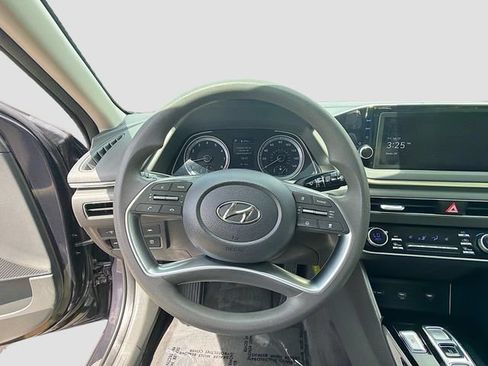 Used 2023 Hyundai Sonata SEL w/ Preferred Accessory Package FWD image 11