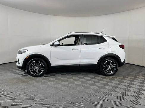 Certified 2023 Buick Encore GX Select FWD image 2