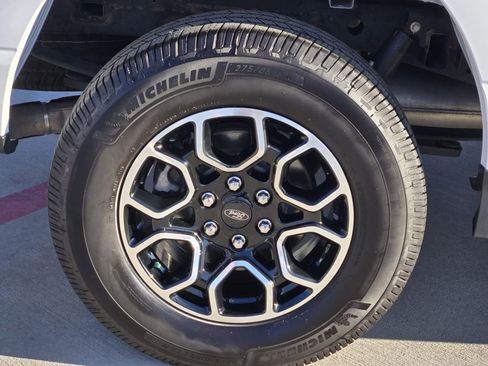 Used 2022 Ford F150 XLT w/ Equipment Group 302A High image 10