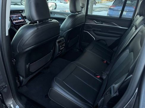Certified 2022 Jeep Grand Cherokee Limited image 21