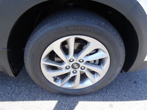 Used 2016 Hyundai Tucson SE w/ Option Group 02 FWD image 28