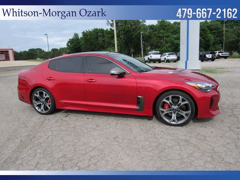Used 2018 Kia Stinger GT1 RWD image 17