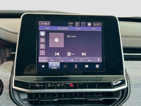 New 2025 Jeep Compass Latitude w/ Convenience Group image 15