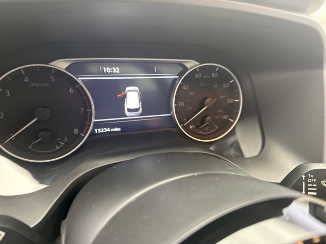 Used 2023 Nissan Rogue SL w/ SL Premium Package FWD image 13