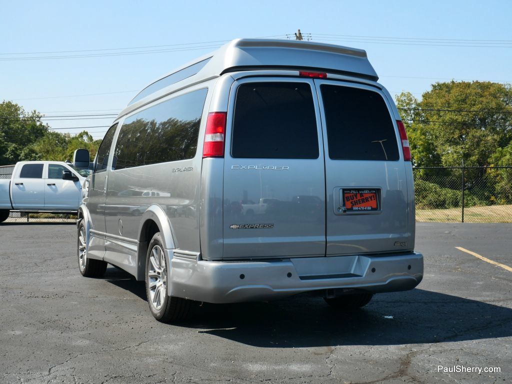 Used 2021 Chevrolet Express 2500 LS w/ Enhanced Convenience Package RWD image 15