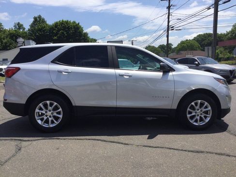 Used 2021 Chevrolet Equinox LS w/ LS Convenience Package AWD/4WD image 7