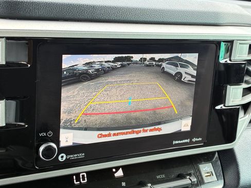 Used 2024 Toyota Tundra SR5 w/ SR5 Convenience Package AWD/4WD image 22
