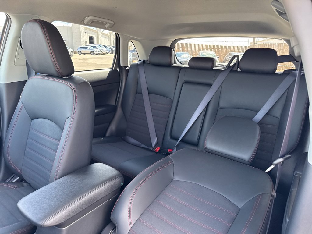 New 2027 Mitsubishi Outlander Sport SE FWD image 29