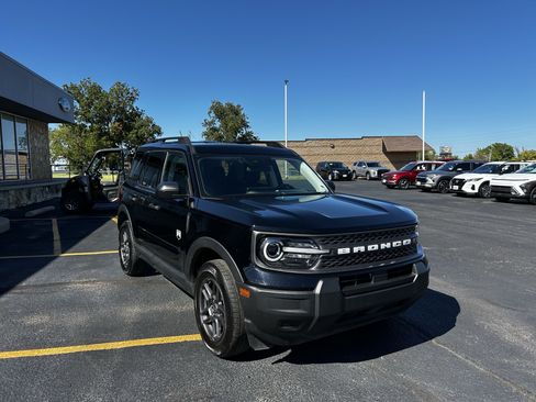 Used 2025 Ford Bronco Sport Big Bend AWD/4WD image 2