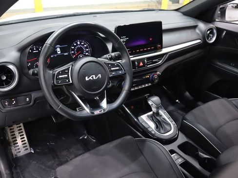 Used 2023 Kia Forte GT-Line w/ GT-Line Premium Package image 16