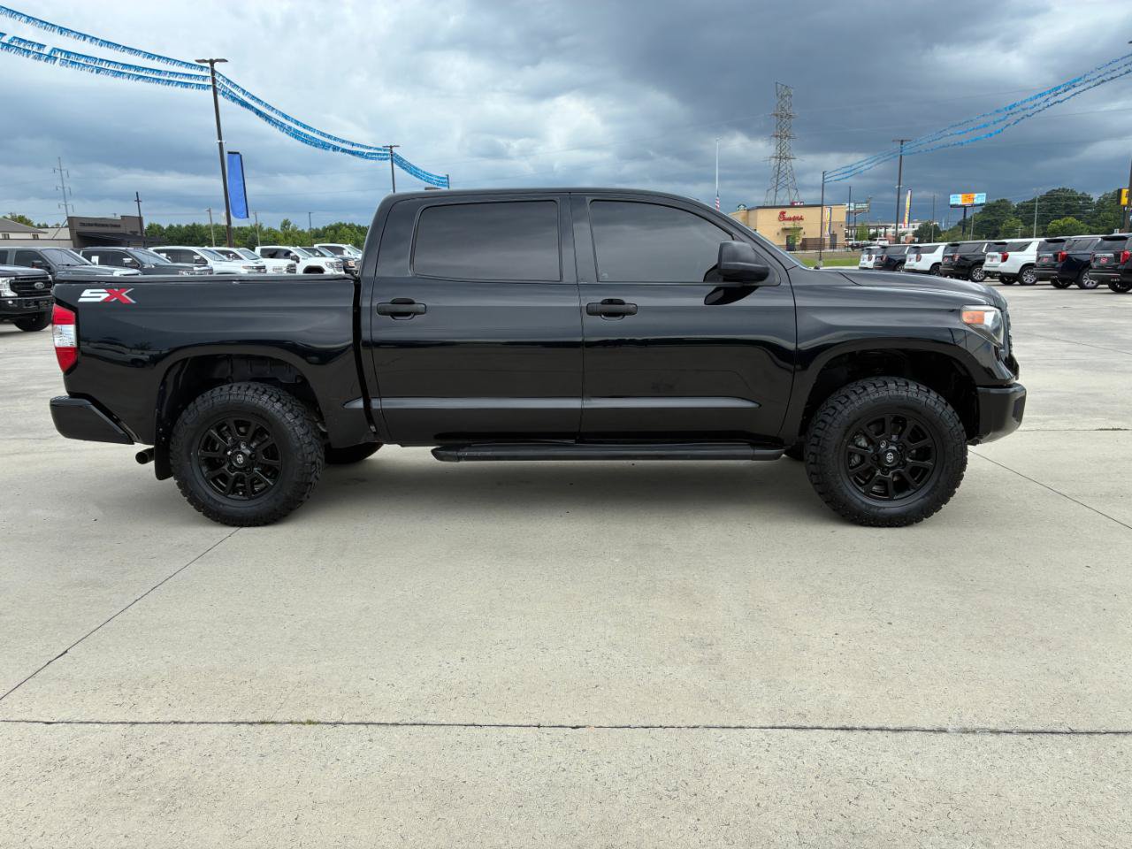 Used 2020 Toyota Tundra SR5 w/ SX Package AWD/4WD image 5