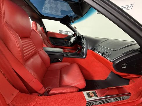 Used 1994 Chevrolet Corvette Coupe image 19