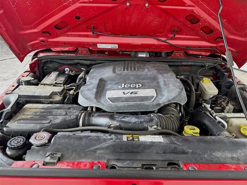 Used 2014 Jeep Wrangler Sport image 26