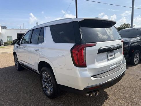 Certified 2023 GMC Yukon Denali Ultimate AWD/4WD image 9
