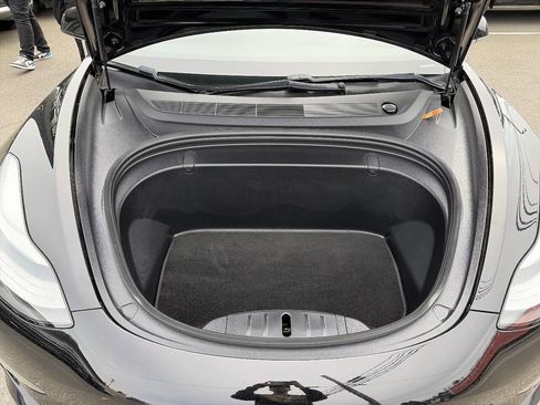 Used 2018 Tesla Model 3 Long Range RWD image 13