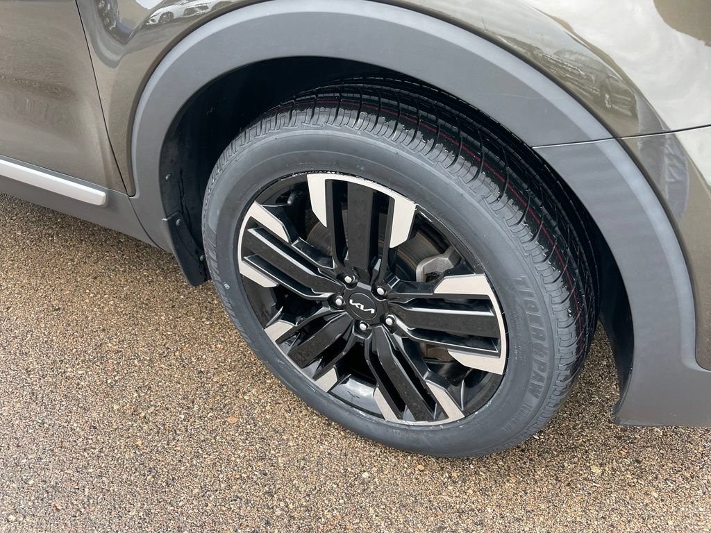 Used 2023 Kia Telluride SX Prestige AWD/4WD image 3