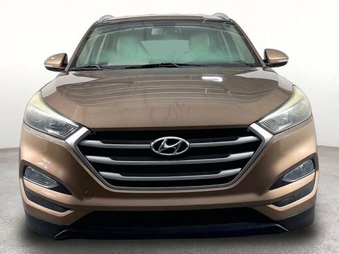 Used 2017 Hyundai Tucson SE Plus FWD image 4