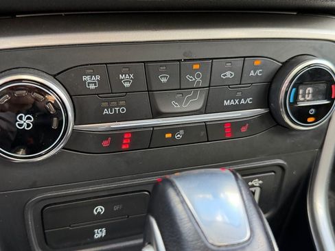 Used 2019 Ford EcoSport Titanium AWD/4WD image 33