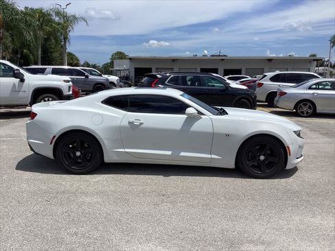 Used 2023 Chevrolet Camaro LT RWD image 4