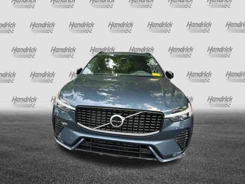 Used 2024 Volvo XC60 B5 Plus w/ Protection Package Premier AWD/4WD image 9