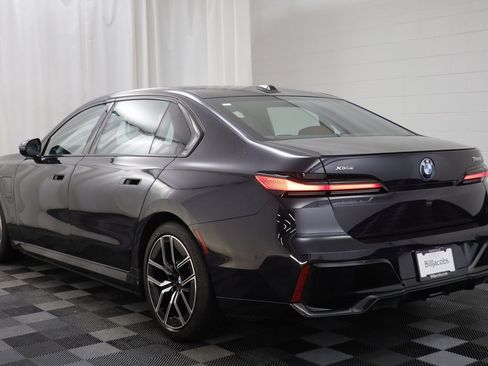 Certified 2025 BMW 750e xDrive w/ Executive Package image 16