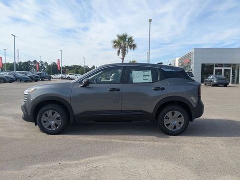 New 2026 Nissan Kicks S w/ Charging Package FWD image 6