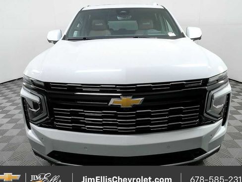 New 2026 Chevrolet Suburban High Country w/ Sun And Tow Package AWD/4WD image 38